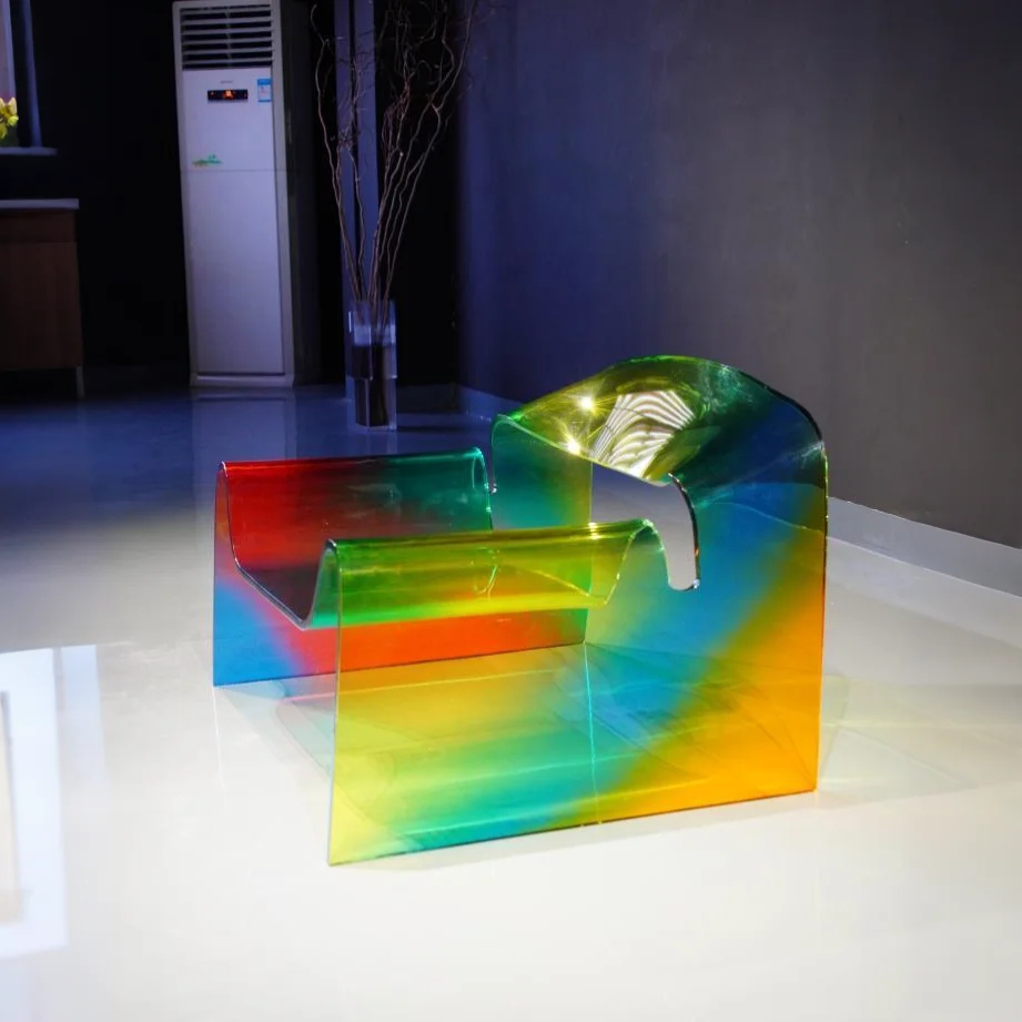 Luminarc Acrylic Lounge Chair