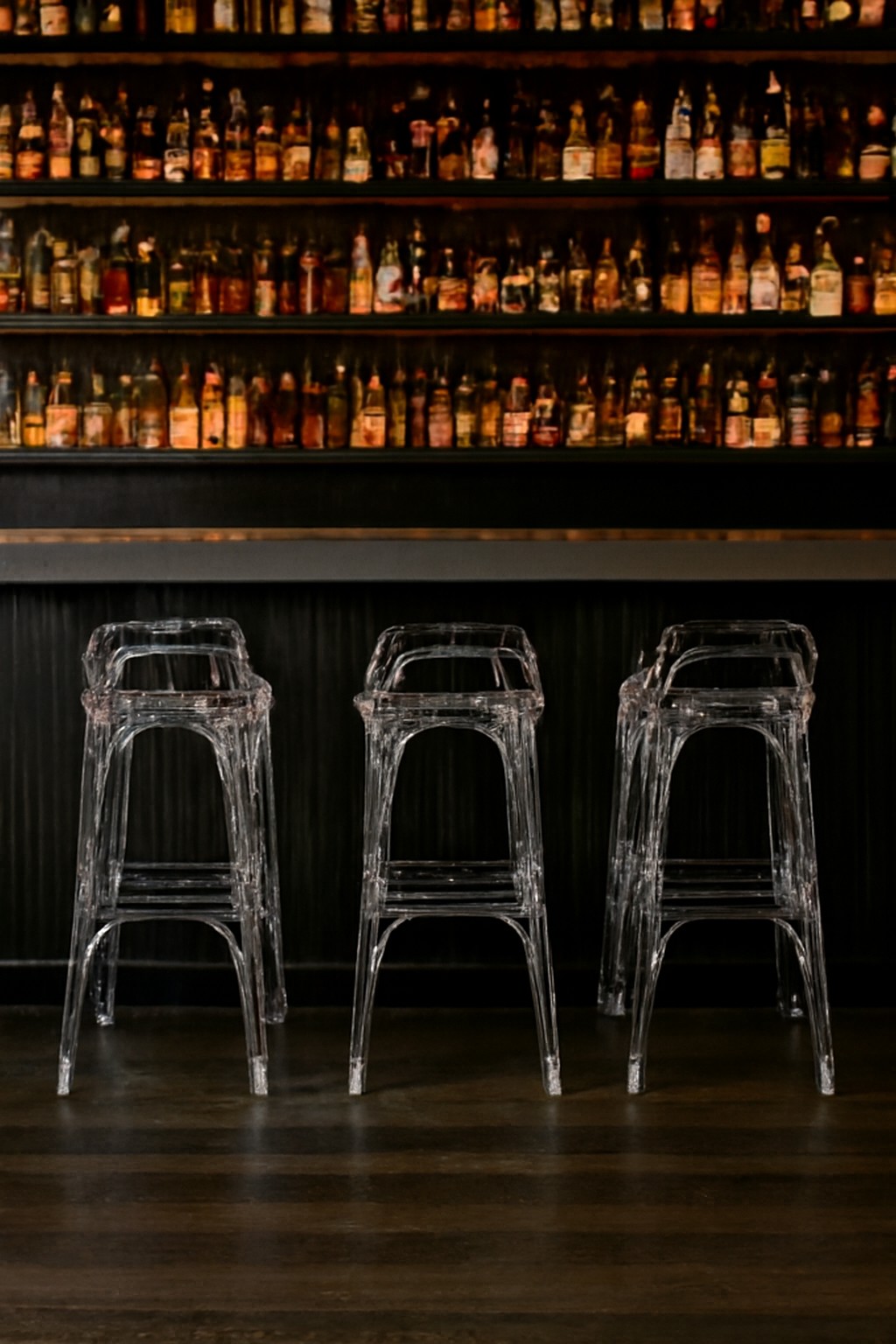 Give flowers Barstool