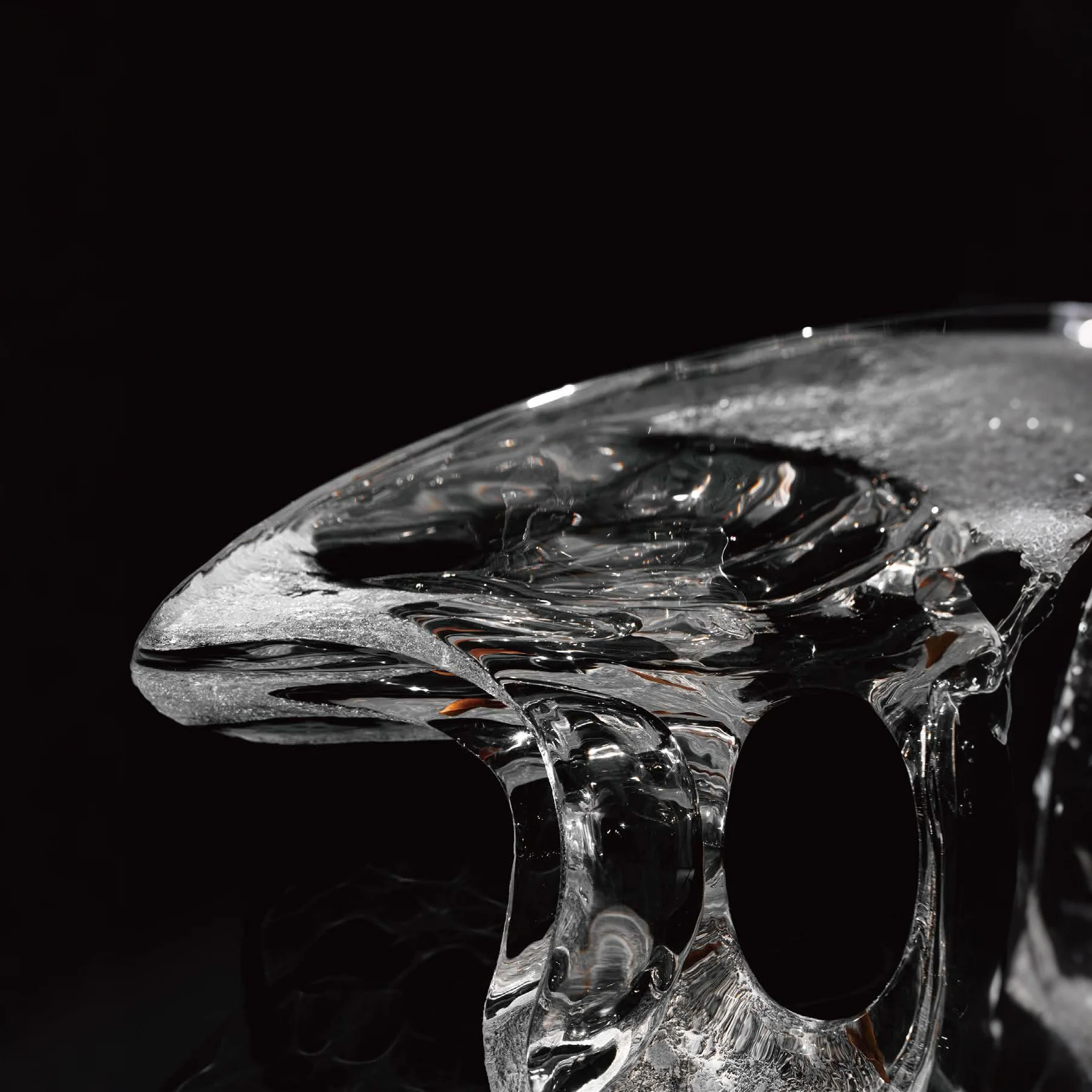 Four Seas  Tea Table