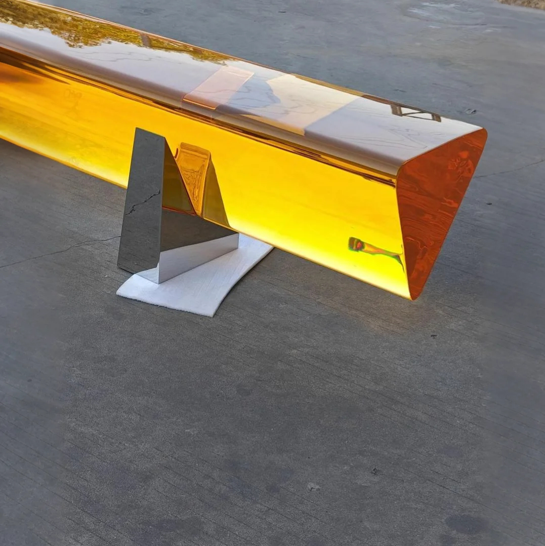 Lunaris Beam Acrylic Bench