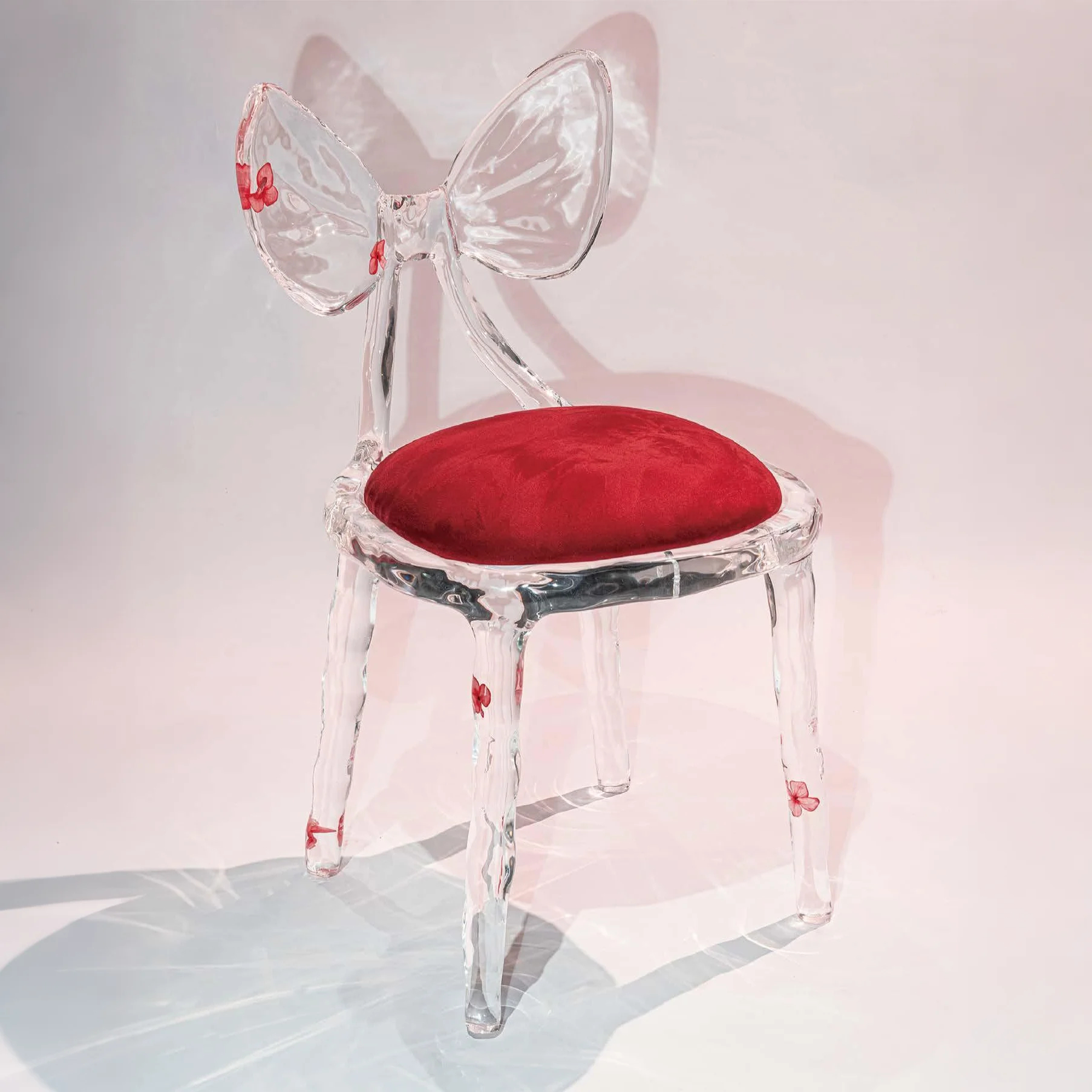Berry Kiss · Artistic Transparent Vanity Chair