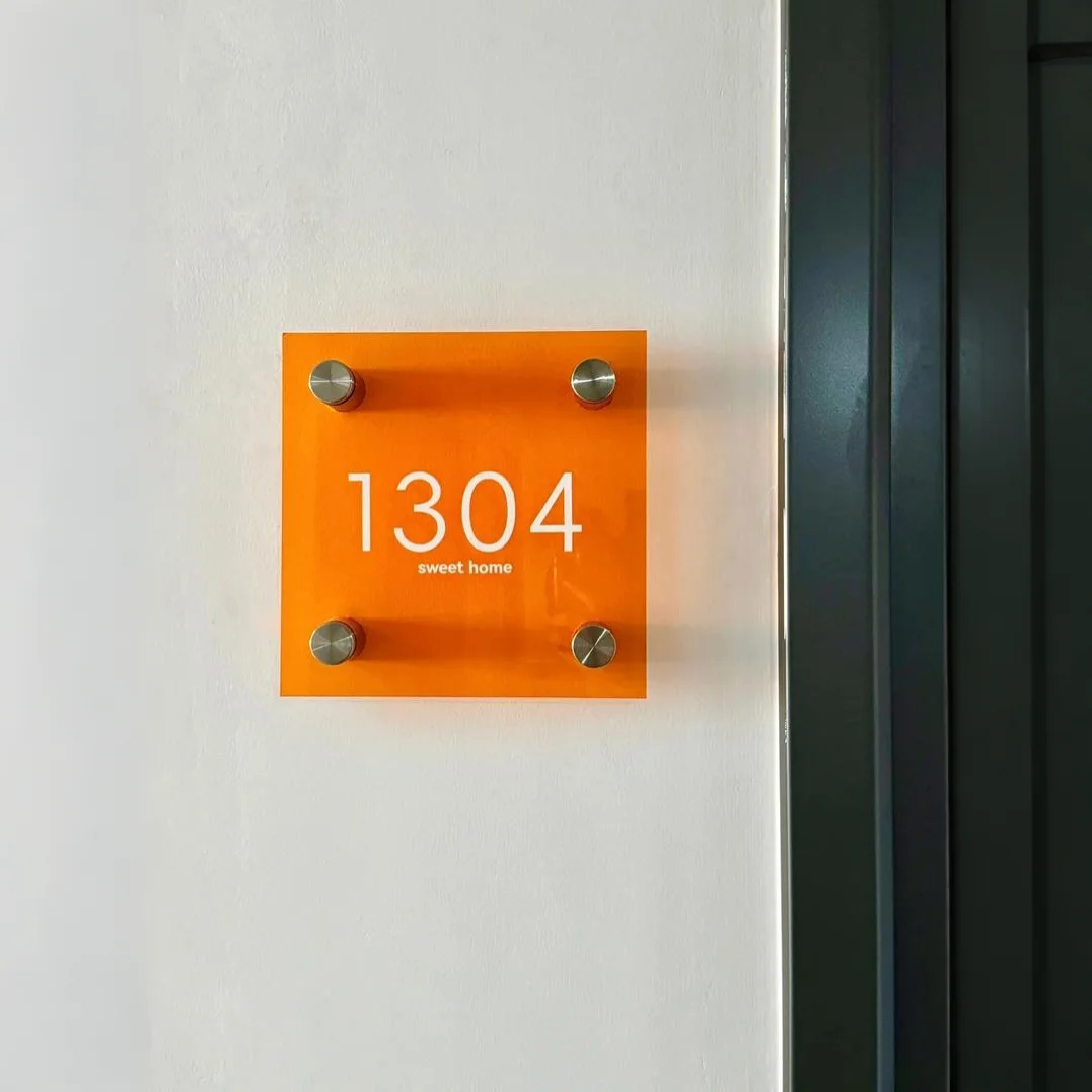 AmberDot Door Sign