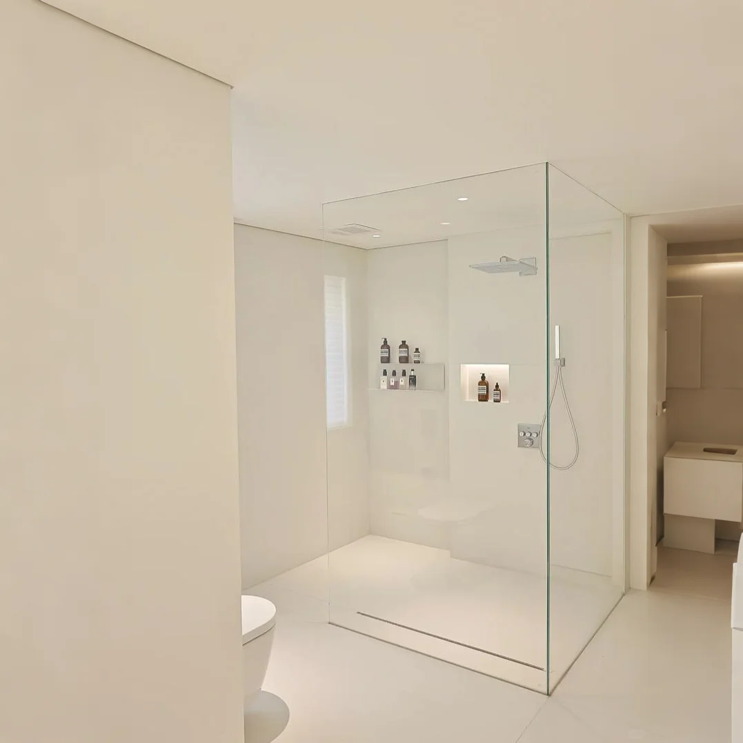 Minimalist Linear Acrylic Shower Screen