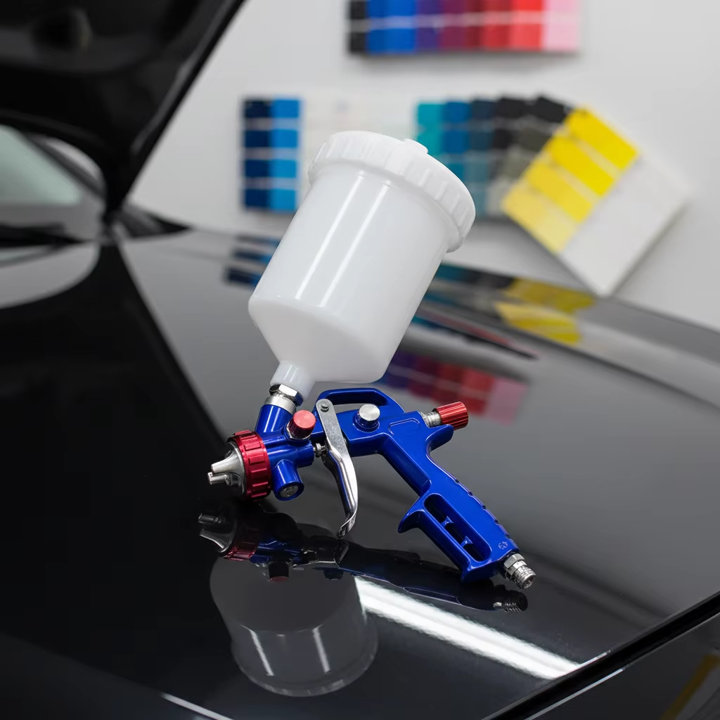 Automotive LVLP Gravity Feed Spray Gun for Gloss Panel Refinishing