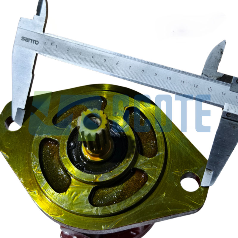 14533496 VOE14533496 B0440-18002 Hydraulic Fan Motor 13 Teeth Piston Motor Gear Pump for Excavator VOLVO EC330 EC360B EC380DHR EC460B EC480D - SCOTE Parts