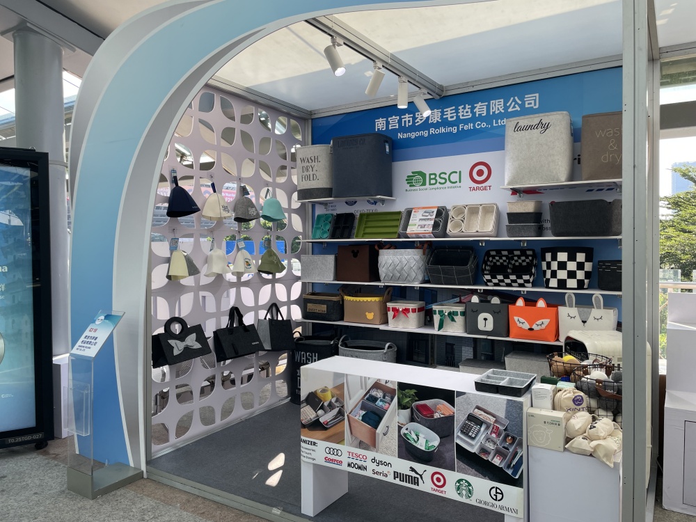 Canton Fair Exhibition Scene