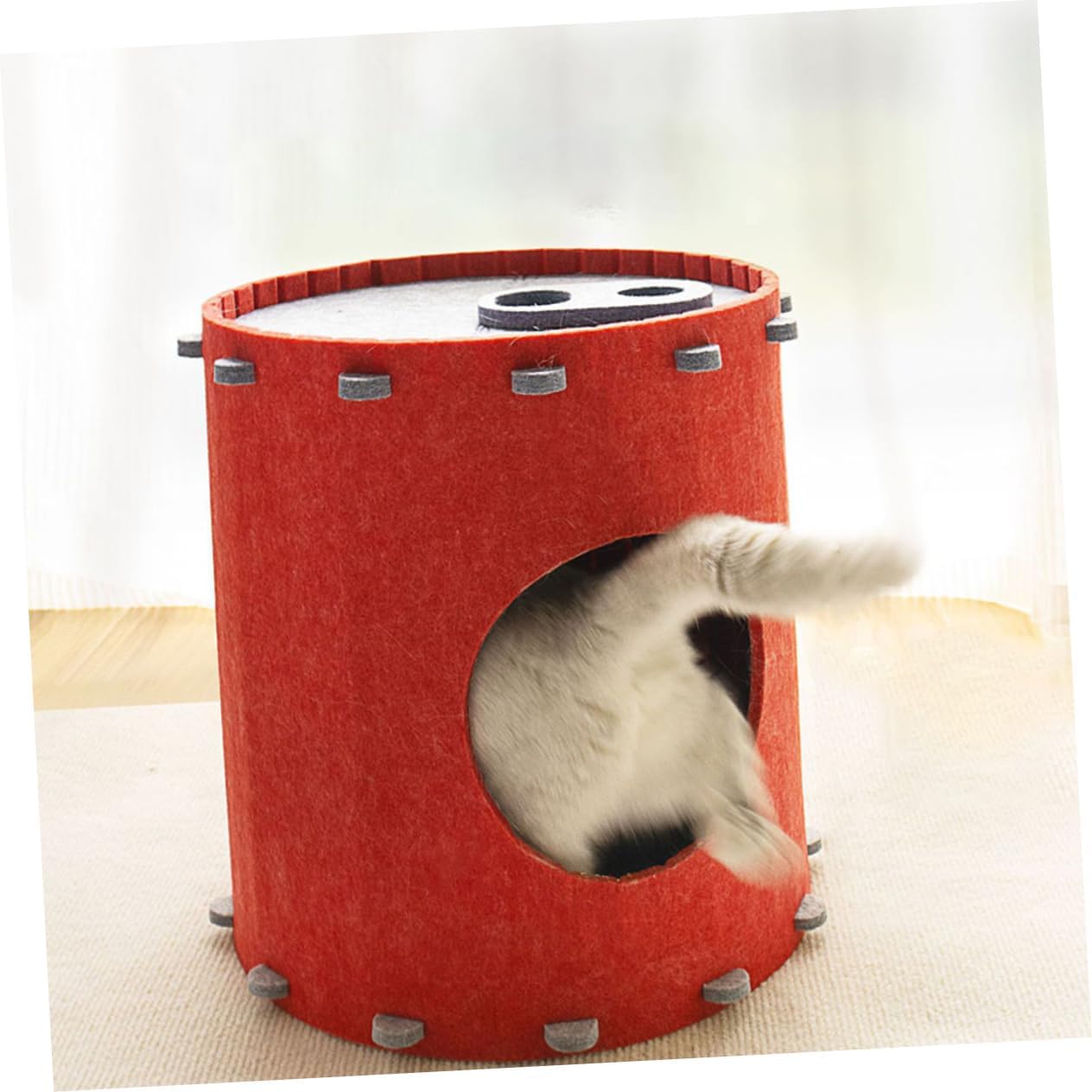 Feline Instinct Unleashed: Designing the Ideal Sanctuary with Acoustic Felt