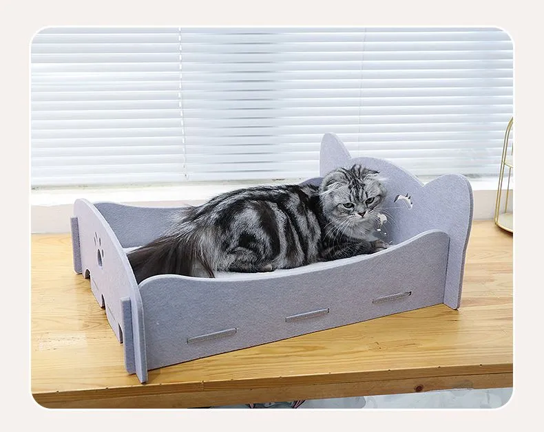Cute Cat Ear Shaped Felt Pet Bed with Paw Print