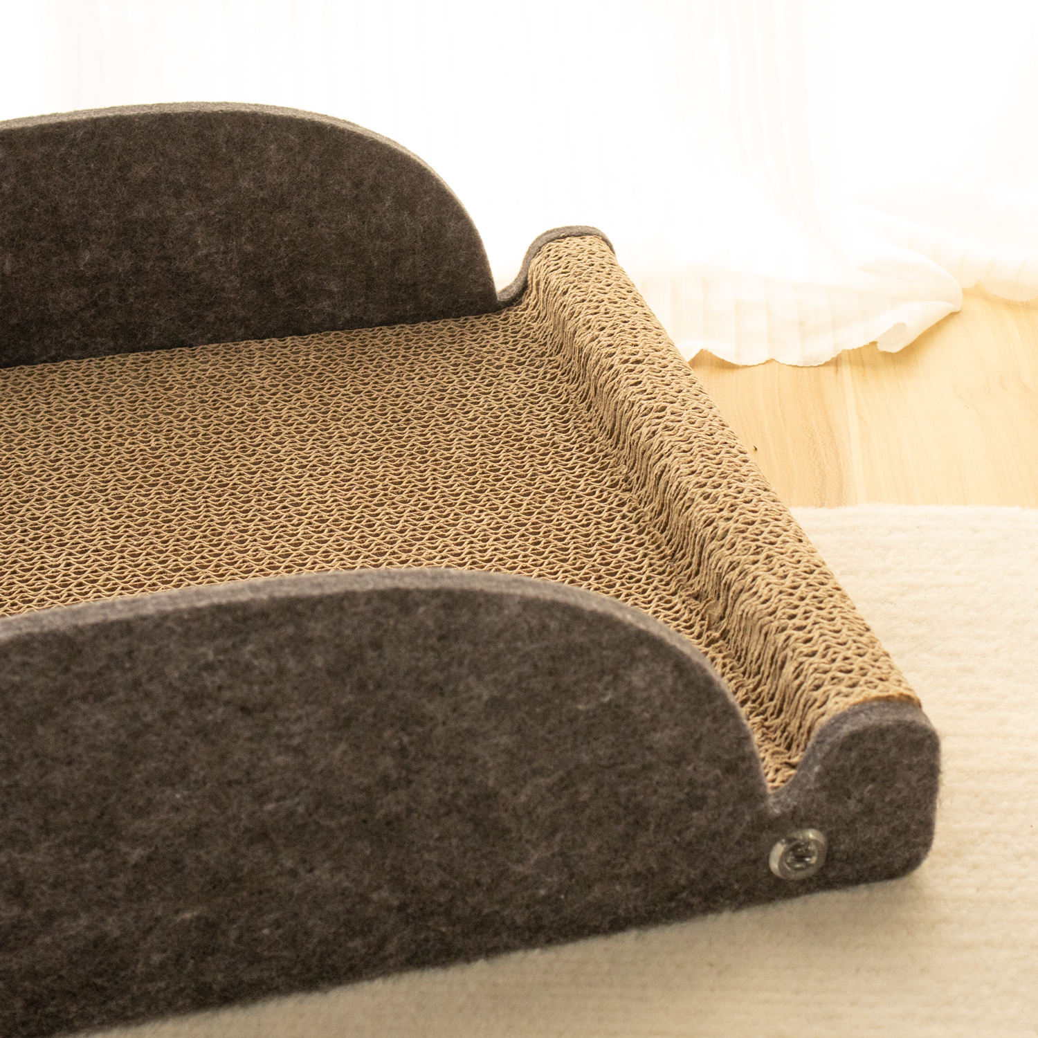 Cat Scratcher Bed with Felt Frame and Corrugated Board