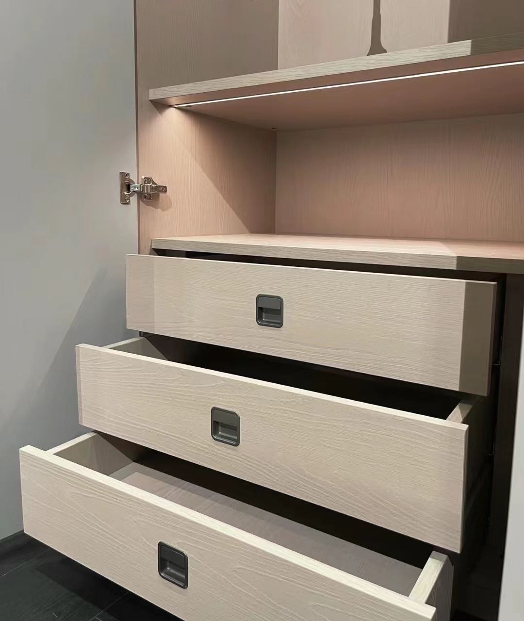 Tall Custom Modern Open Combination Cloth Walk in Closet Bedroom Furniture for Clothes Portable Wardrobes Glass Closet