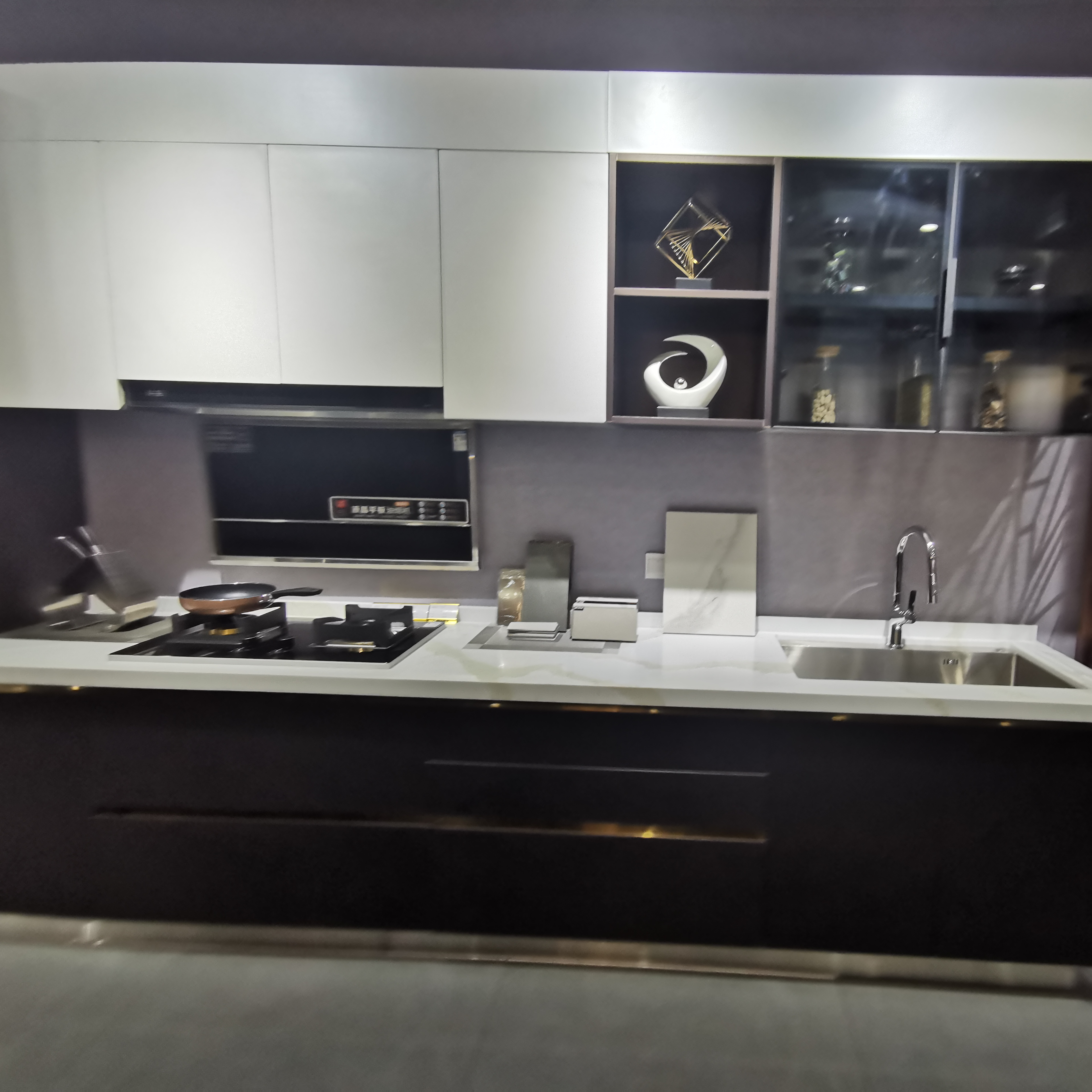 High-End Stainless Kitchen Storage