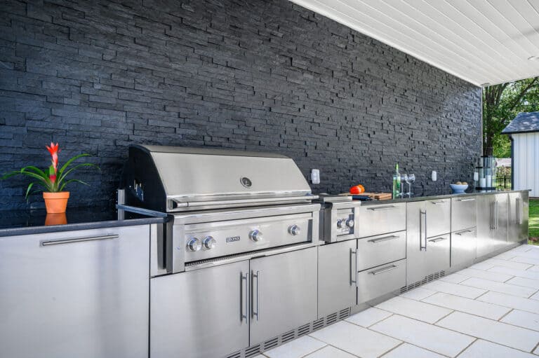 Customized  Outdoor Kitchen with BBQ 304 Stainless Steel Kitchen Cabinets Outdoor Grill Kitchen