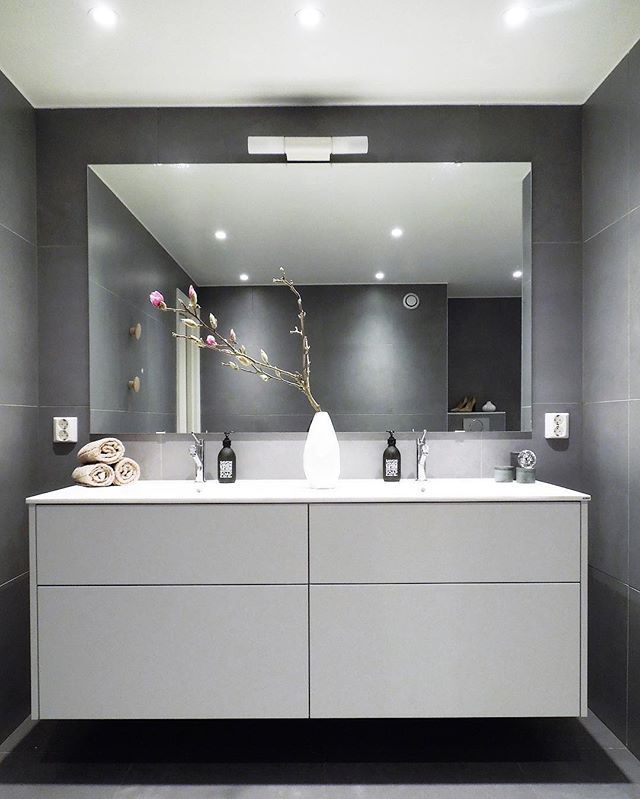 Modern Waterproof Bathroom Vanity Stainless Steel Sink Bathroom Cabinets with Mirror