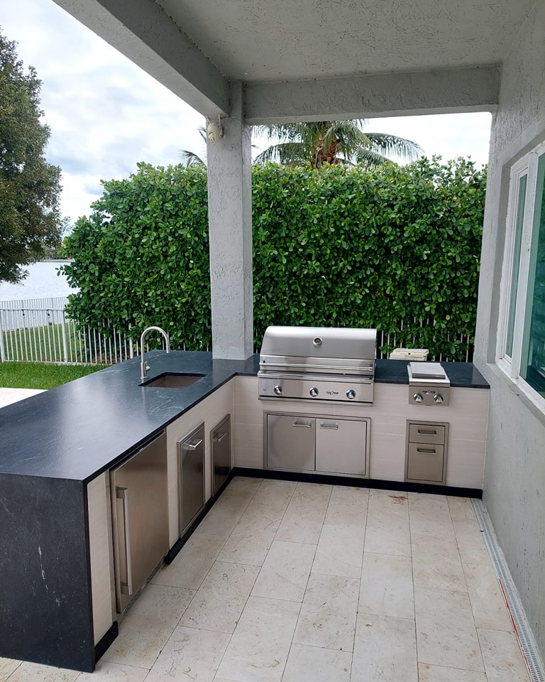 Outdoor bar and Kitchen with Outdoor Garden Kitchen Set Kitchen BBQ Cabinets