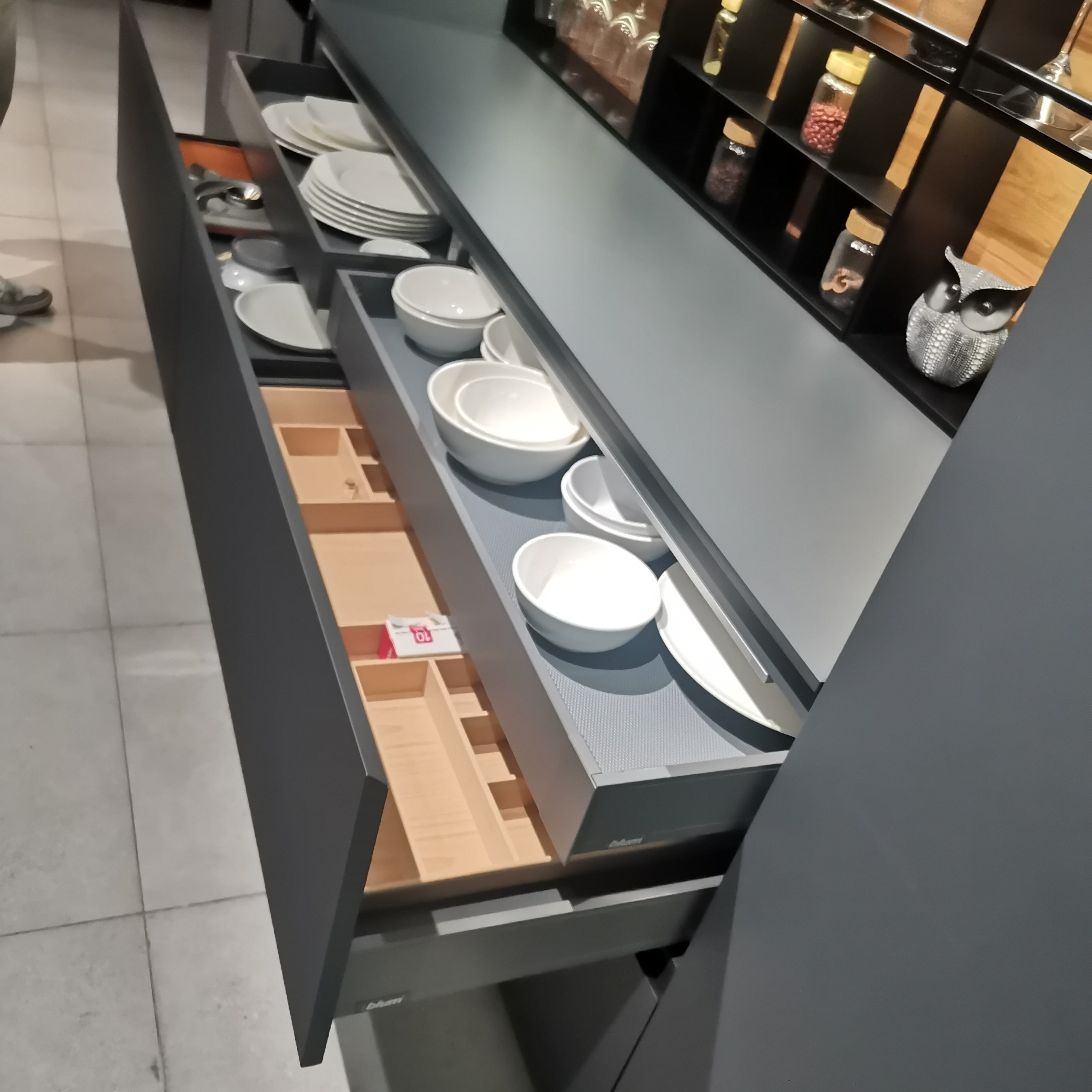 High-end Stainless Steel Kitchen Cabinets
