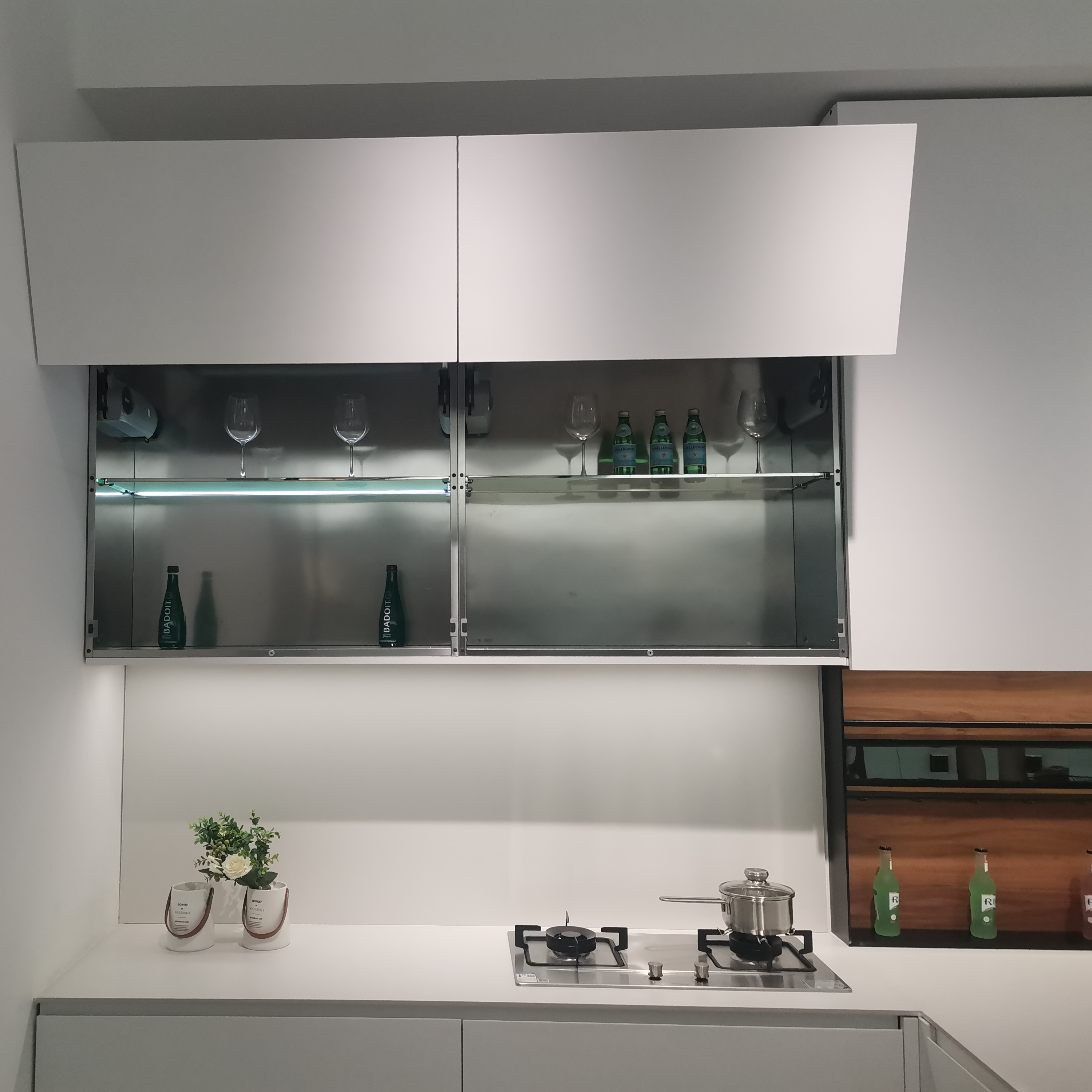 Waterproof Stainless Steel Kitchen Cabinets