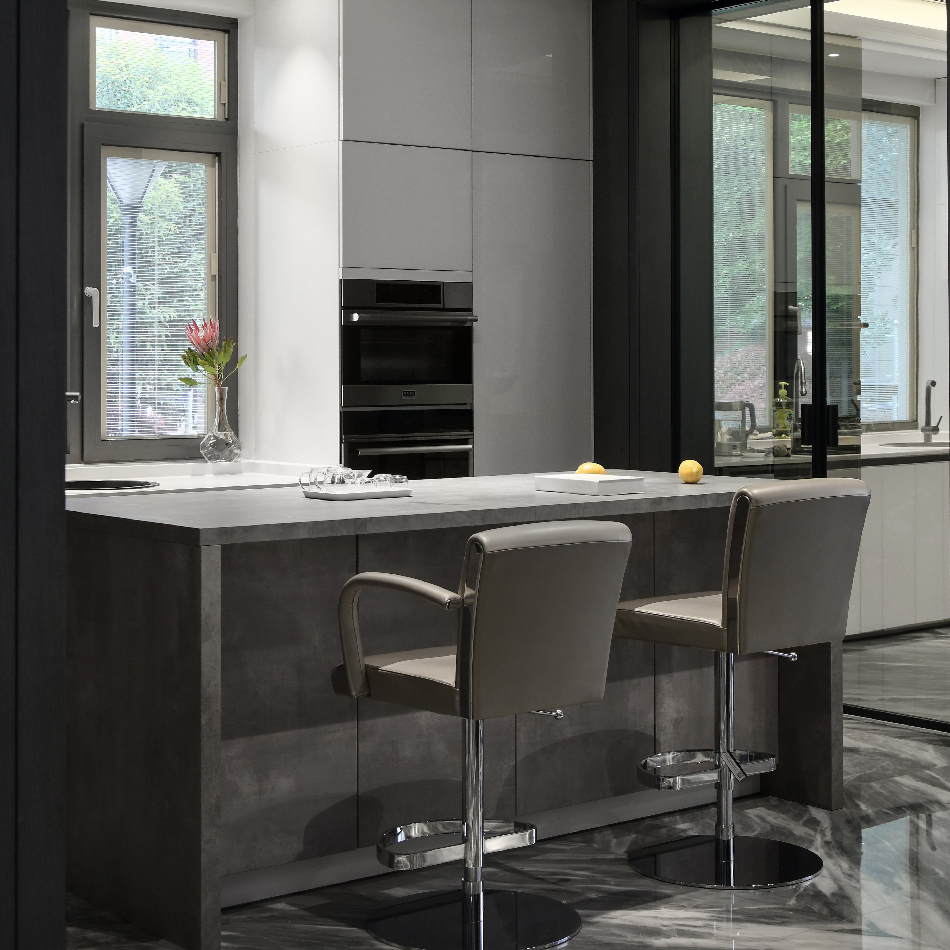 Luxury Premium Kitchen Remodeling Solutions