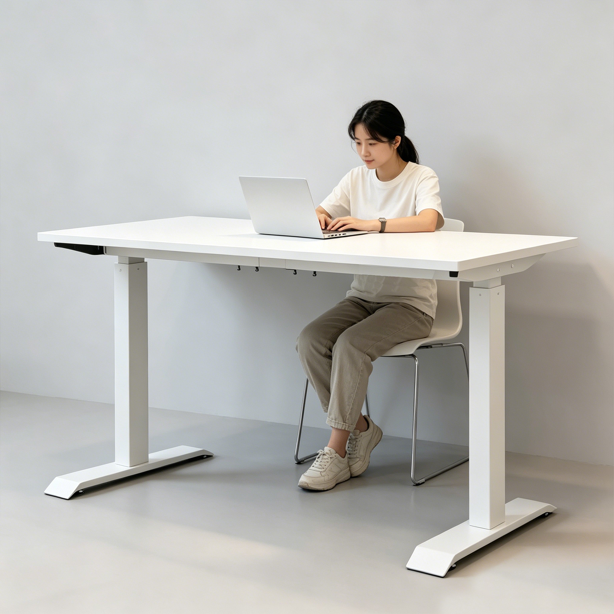 ZY-02 Heavy Duty Electric Standing Workbench with Dual Motor Drive for Professional Offices
