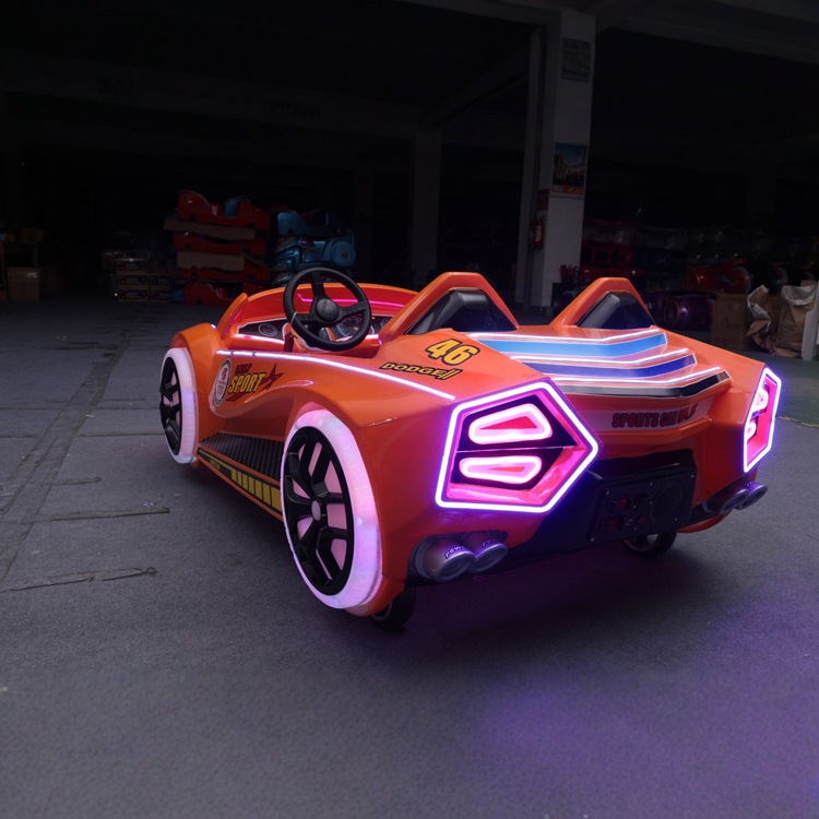 New Square Electric Battery Kidsren's Indoor Toy Car Luminous Bumper Car with Double Remote Control Home Playground