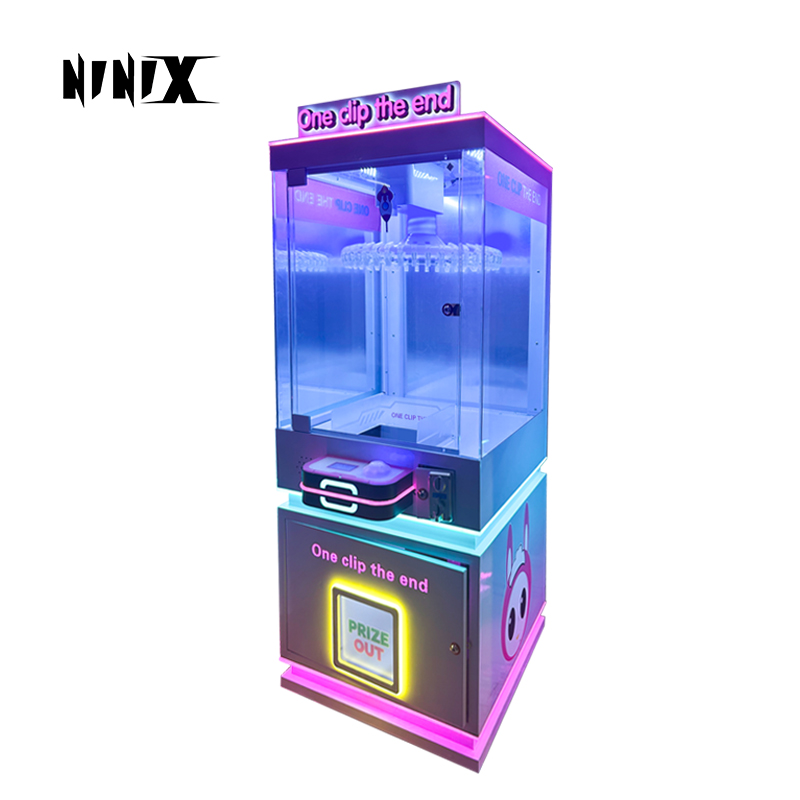 Coin-Operated Lighted Clip Game & Prize Snack Keychain Vending Machine Controllable for Ages 6+