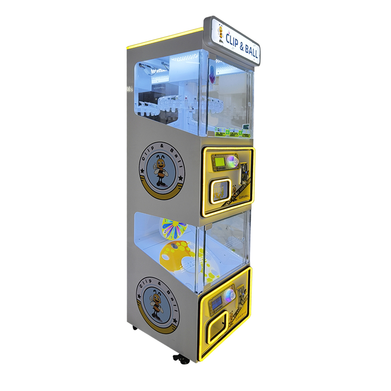 Popular Game Center Coin Food Playing Machine Double-layer Clip Machine Gift Game Machine