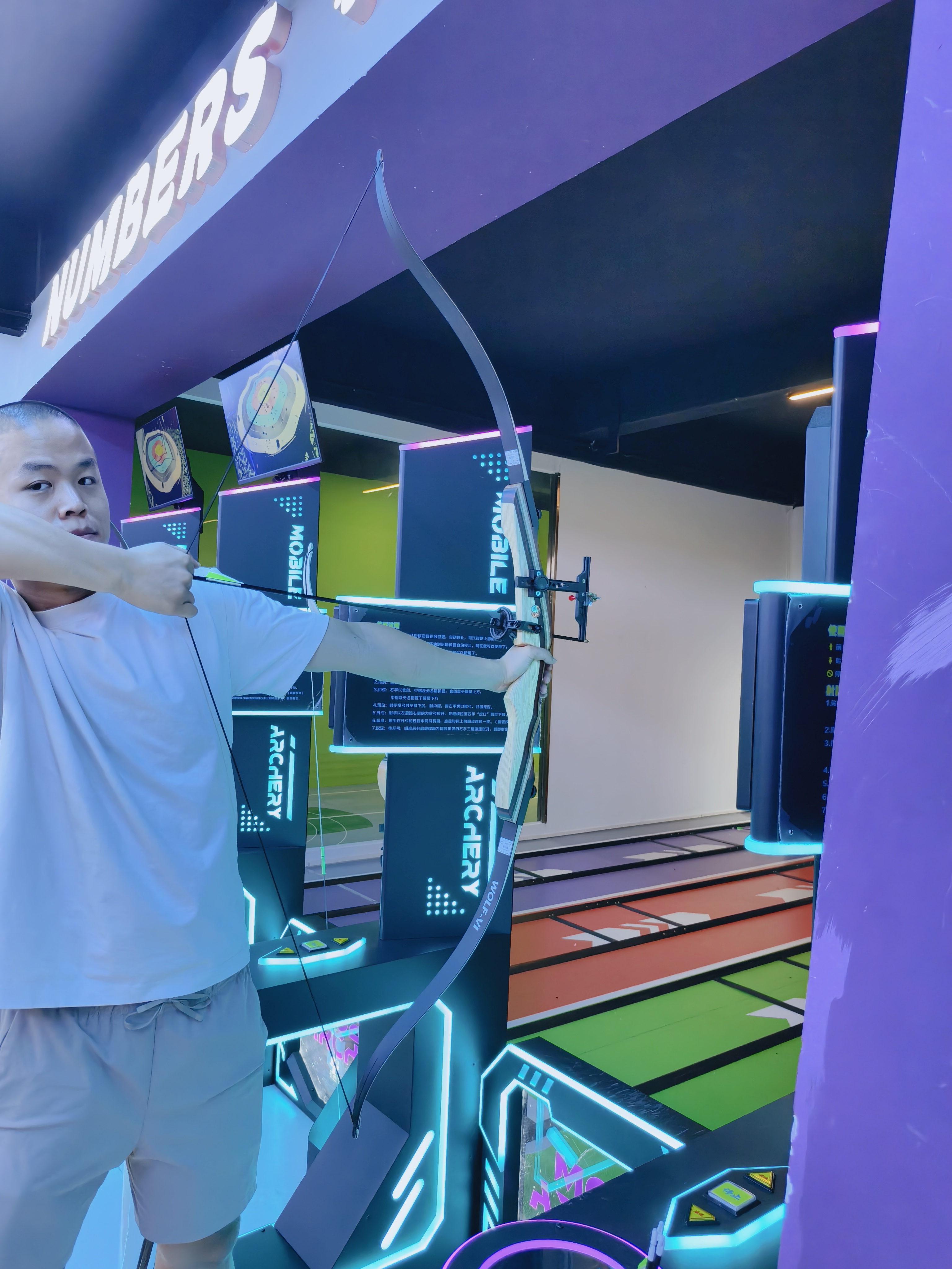 English-Licensed Indoor Interactive Archery Game Equipment Stainless Steel Metal Amusement Sports System for Entertainment