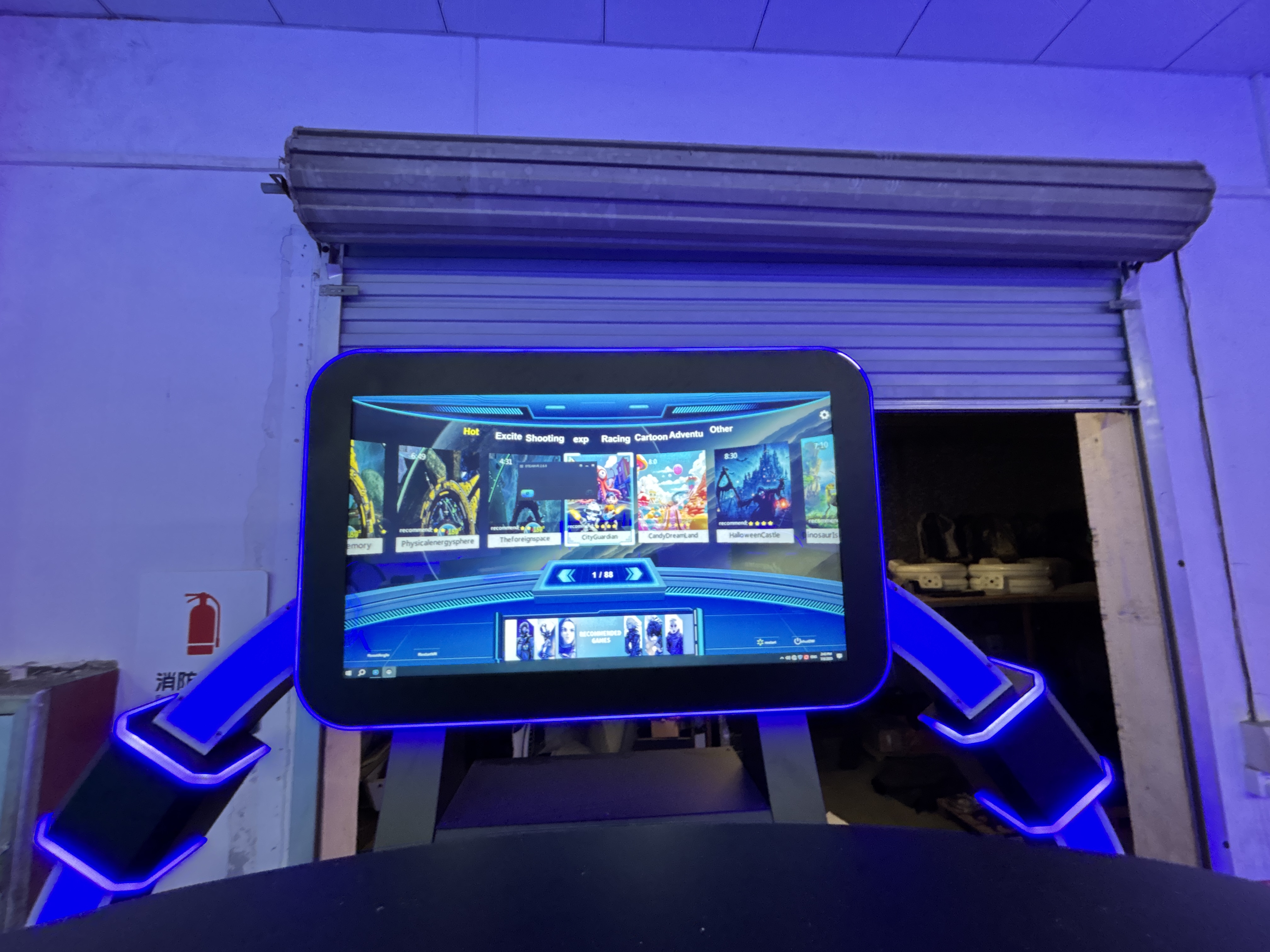 VR Motion Simulator Ride Dual Seat Virtual Reality Cinema Machine Immersive Experience Game Equipment for Amusement Park