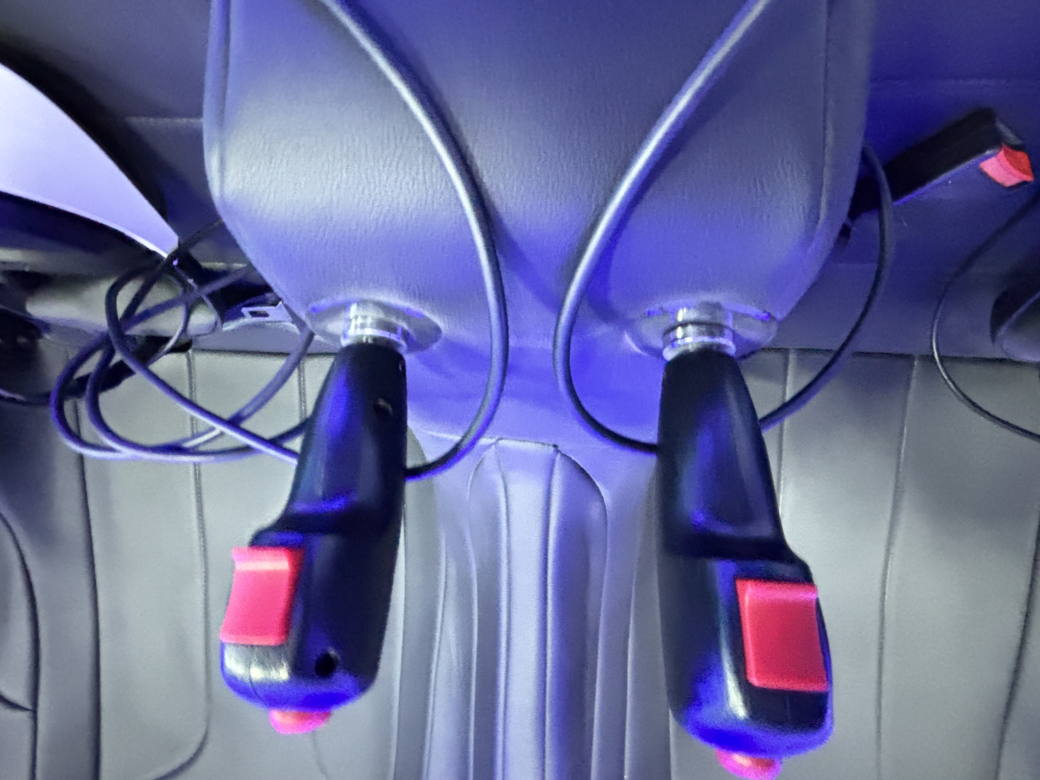 Multiplayer Virtual Game Machine Motion Simulator With Large Screen Interactive Arcade Equipment for Amusement Park