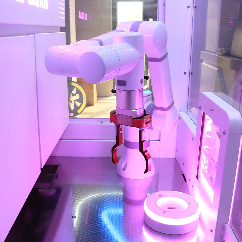 Automatic Ice Cream Vending Machine with Robot Hands Coin Operated Cold Food Self-Service Equipment