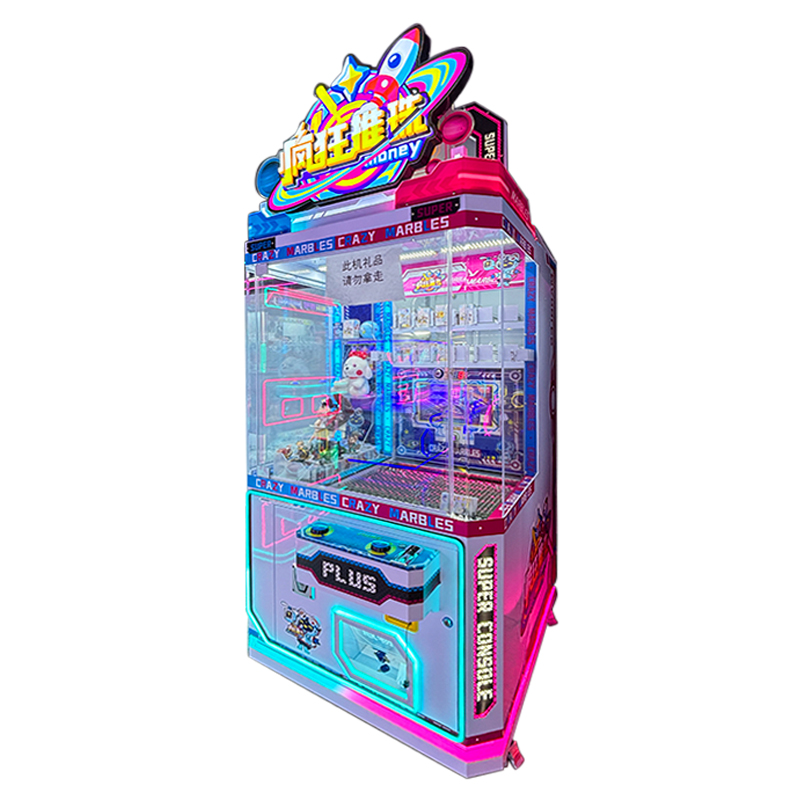 The Popular Arcade Mall Has a Row of Wildly Popular Single-player Coin-operated Game Machines for Playing Ball Games.