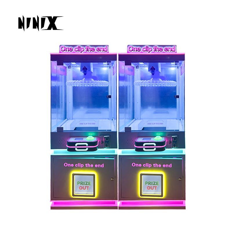 Coin-Operated Lighted Clip Game & Prize Snack Keychain Vending Machine Controllable for Ages 6+