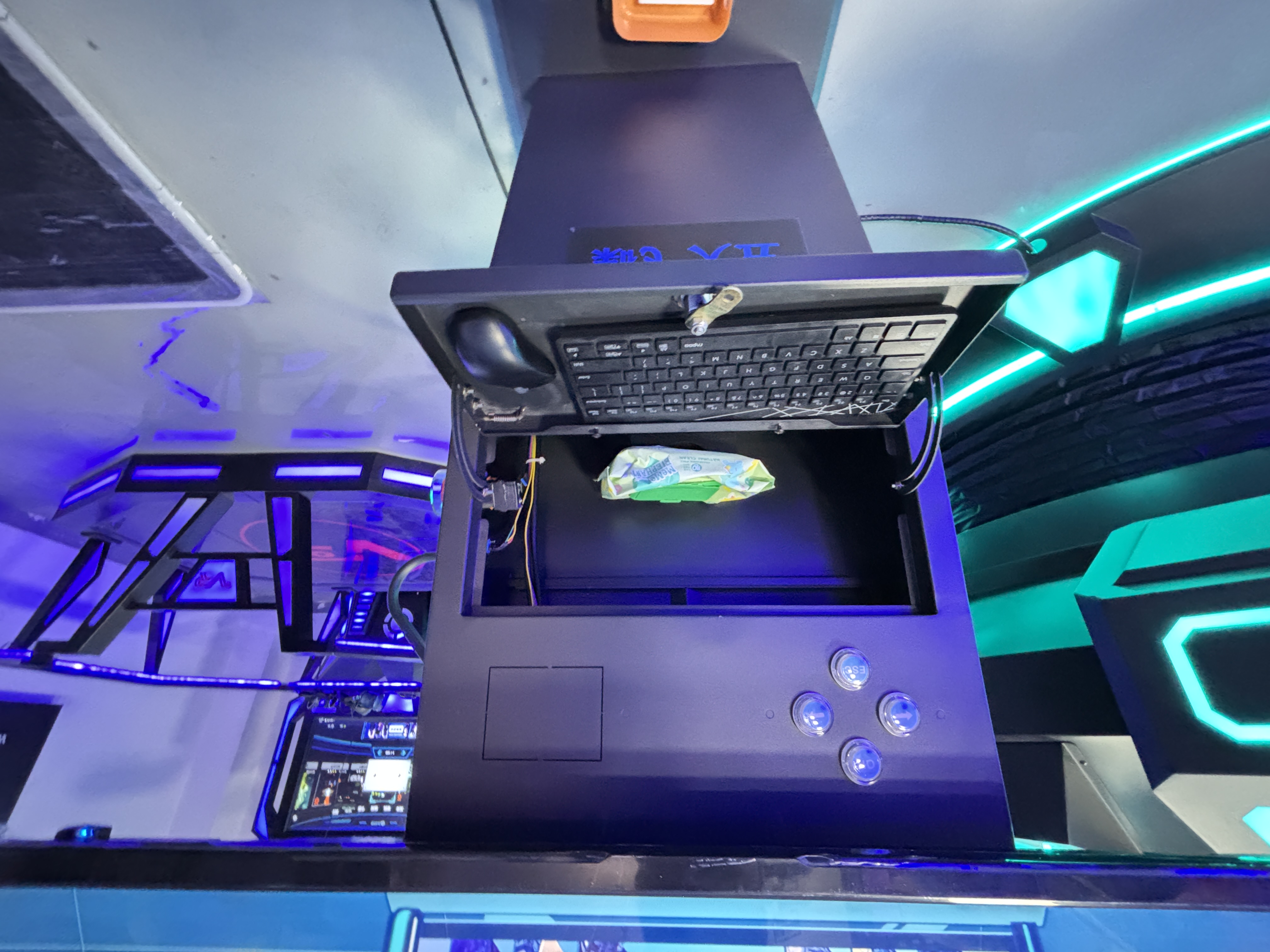 VR Simulator Motion Ride Machine Interactive Flight Theater Virtual Reality Amusement Equipment Multi Player Dynamic Game Chair