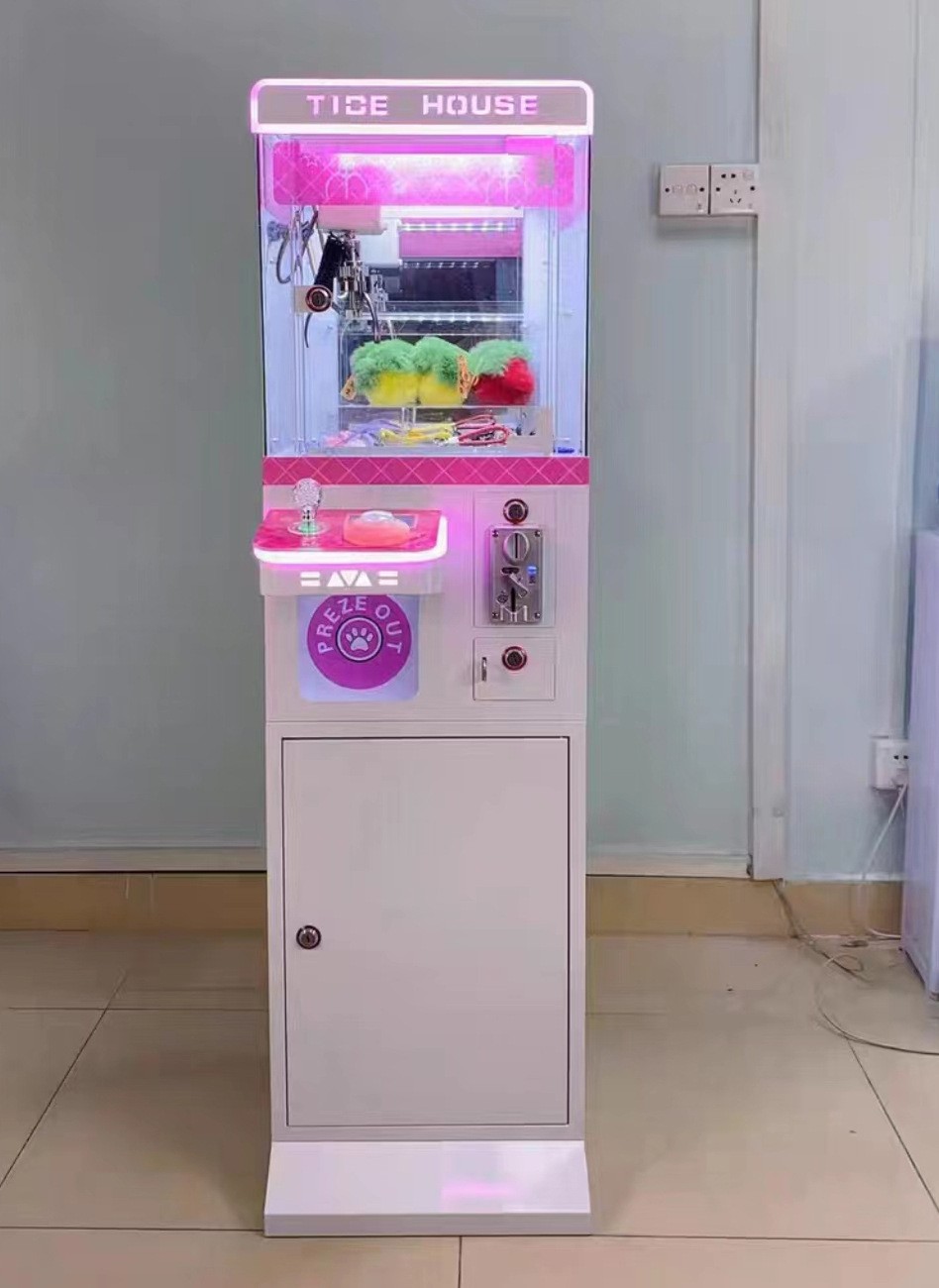 Popular Mini Home Claw Crane Coin-Operated Arcade Gift Game Console Entertainment Center Equipment Home Doll Machine for Sale