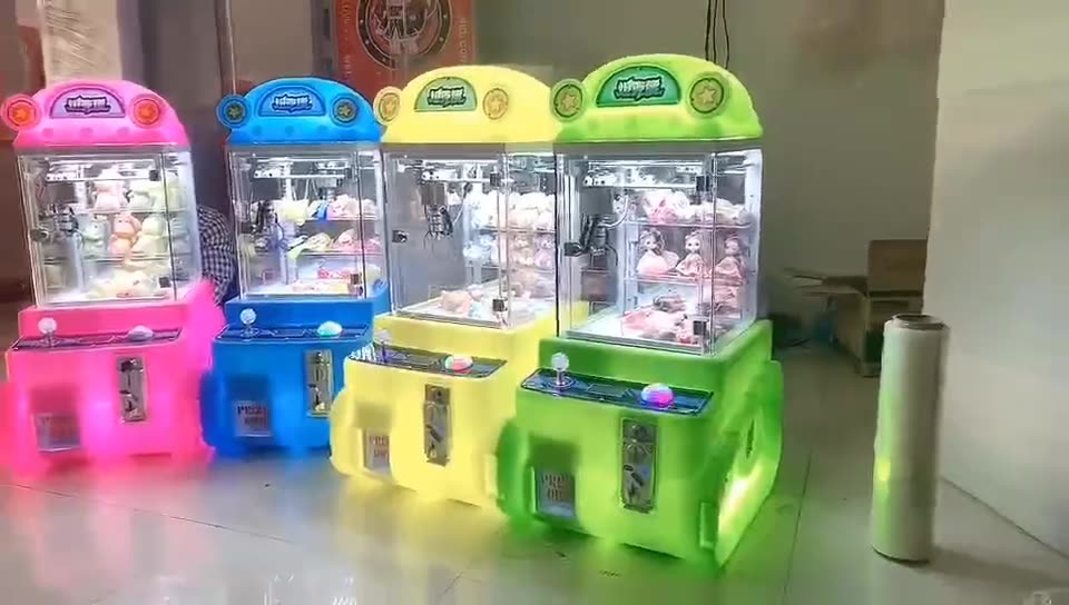 The most popular Tank boy  doll machine Small mini boutique machine Home doll machine