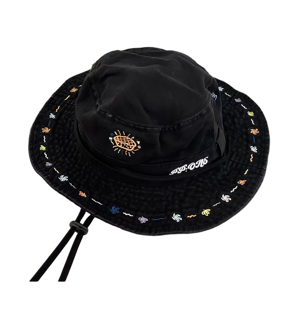 Black 3D Embroidered Denim Bucket Hat Outdoor Sun Hat with Chin Strap for Men and Women
