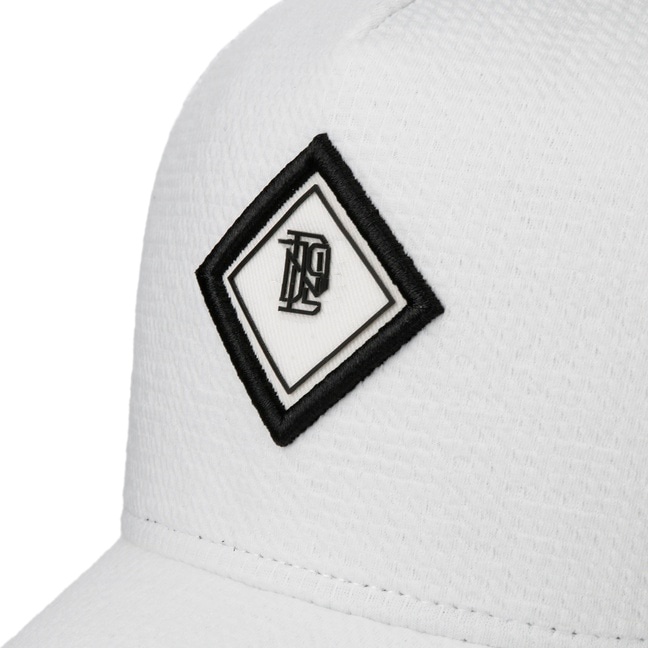 Custom 5-Panel 3D Embroidery Logo Trucker Hat Fashionable Mesh Caps for Outdoor & Casual Scenes Hip Hop Style