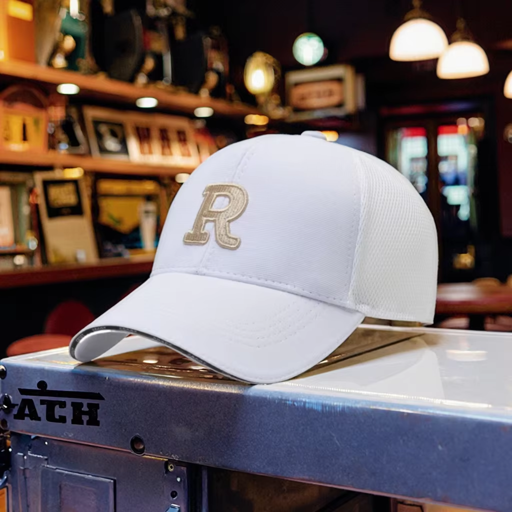 High Quality Custom Unisex 3D Embroidery Trucker Hat with Mesh Back Fashionable Letter Logo for Outdoor Casual Sports Wear