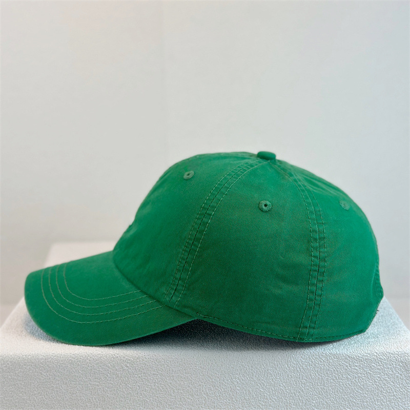 New BV Minimalist Letter-stitched Soft-top Baseball Cap - Perfect for Casual Outdoor Use Providing Shade and Sun Protection
