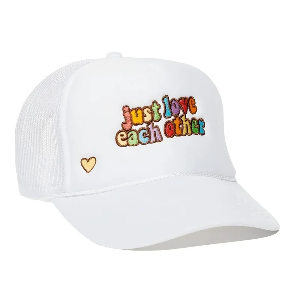 2025 Hot Selling Custom Embroidery Trucker Hat Mesh Back Breathable Casual  Cap Stylish  Embroidered High Quality Outdoor Hat