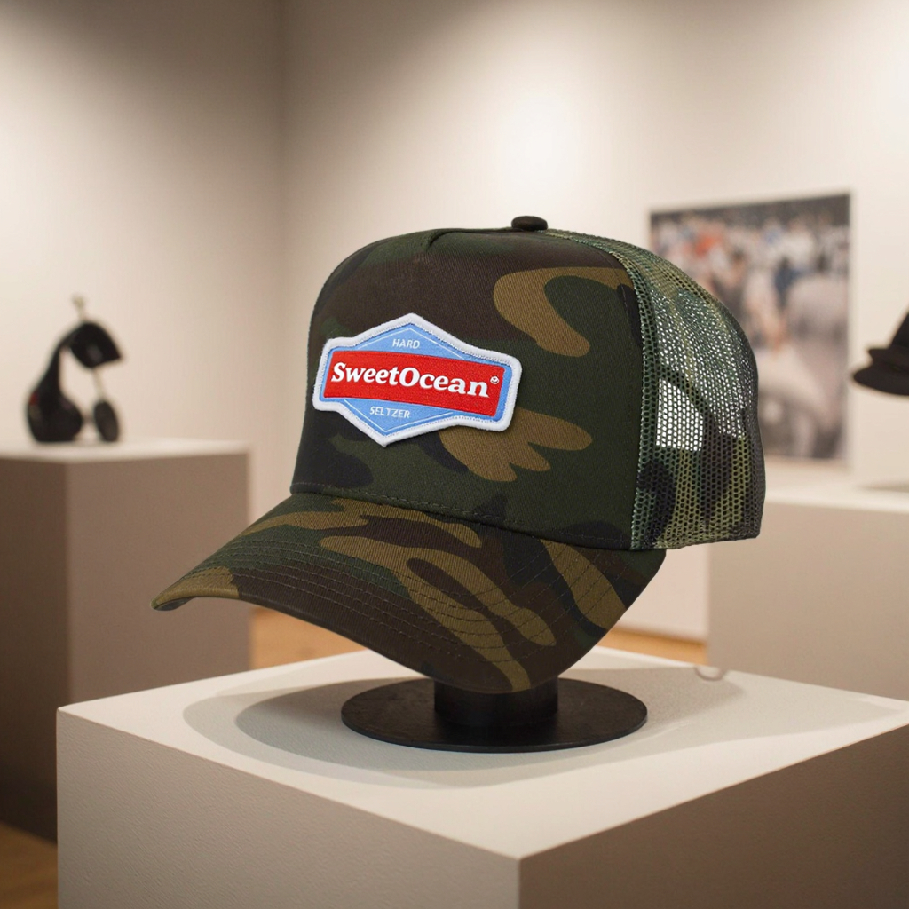 High Quality Custom 5 Panel Mesh Snap Back Hat Fashionable Hip-Hop Trucker Cap for Casual Outdoors & Travel
