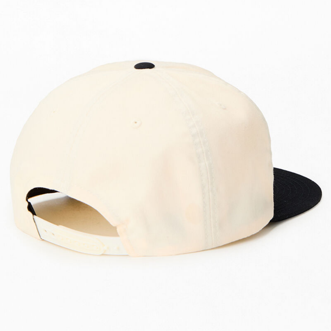 Custom Logo 2-Color 6 Panel Polyester Trucker Hat Frame Curved Edges Various Colors Patch Embroidery Performance Winter Beach