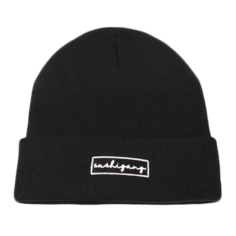 Unisex Winter Jacquard Embroidered Beanie Warm Acrylic Cuffless Knitted Hat for Daily Outdoor Ski Beach Factory Supplies Travel