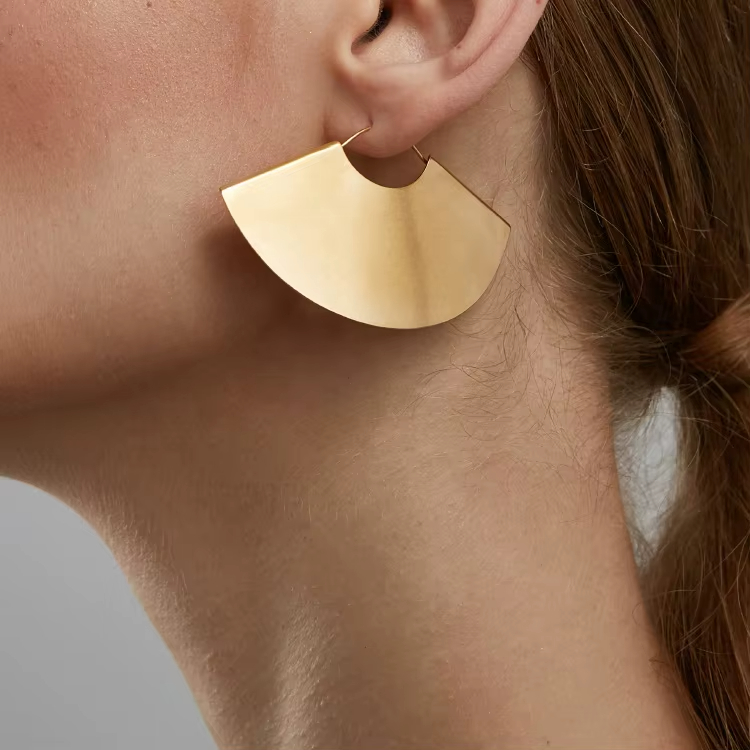 18K Gold Plated Stainless Steel Jewelry Matte Gold Color Fan-Shaped Arc Shaped Matte Gold Color Waterproof Earrings