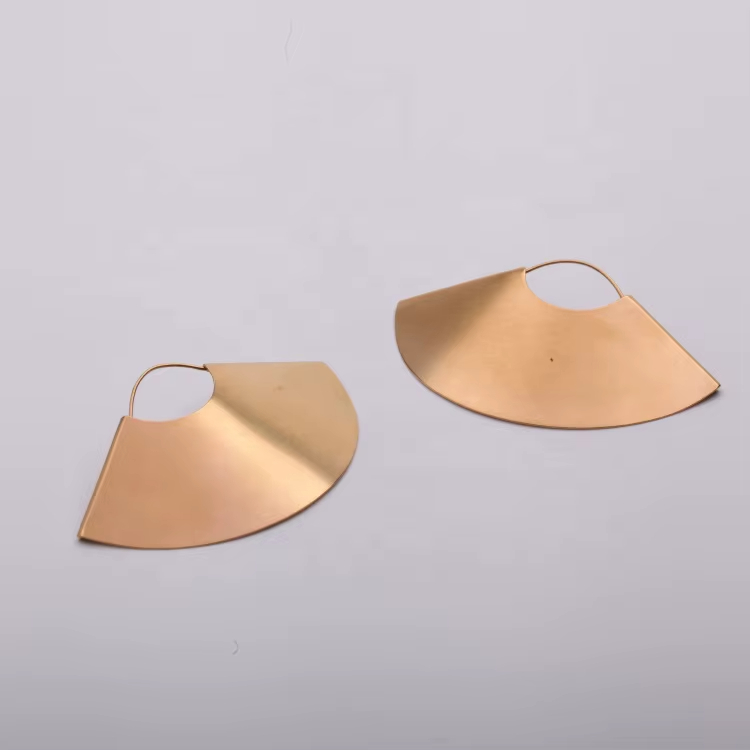 18K Gold Plated Stainless Steel Jewelry Matte Gold Color Fan-Shaped Arc Shaped Matte Gold Color Waterproof Earrings