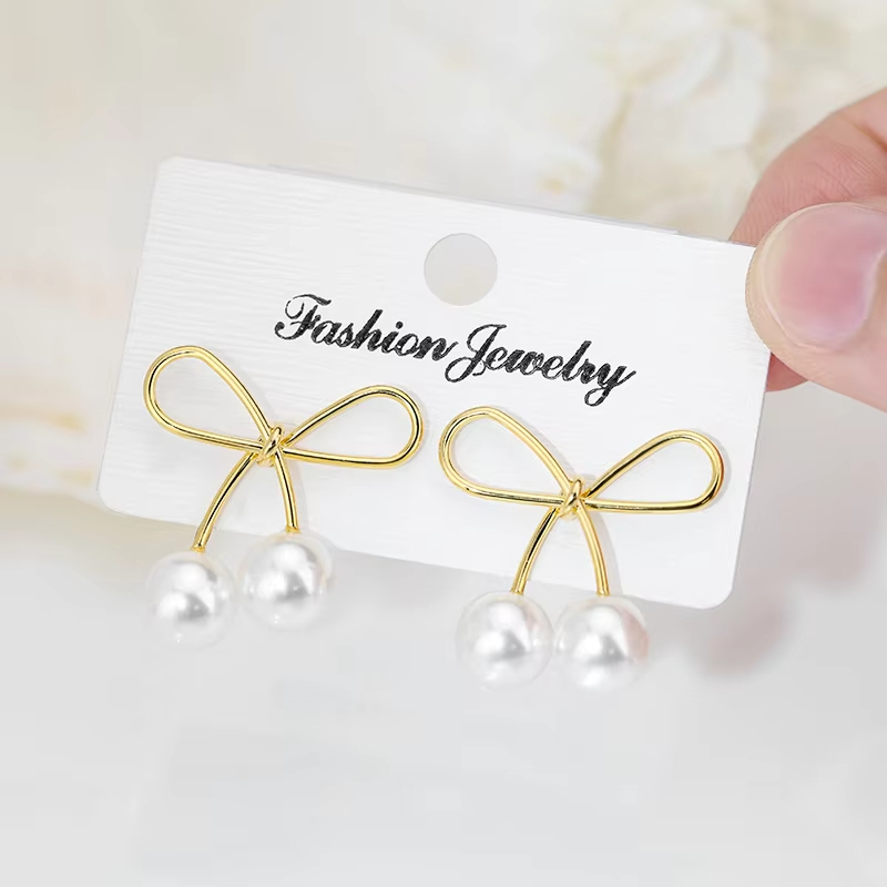 18K Gold Plated Women Jewelry Cute Jewelry Delicate Pearl Fashion Stud Earrings Stainless Steel Bow Tie Earrings for Girl