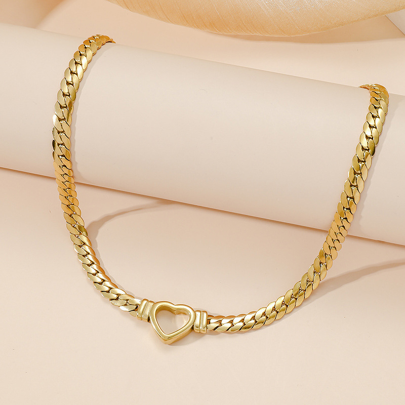 40cm+5cm Choker Pendant Stainless Steel 18k Gold Plated Necklace Snake Chain Heart Necklace for Women