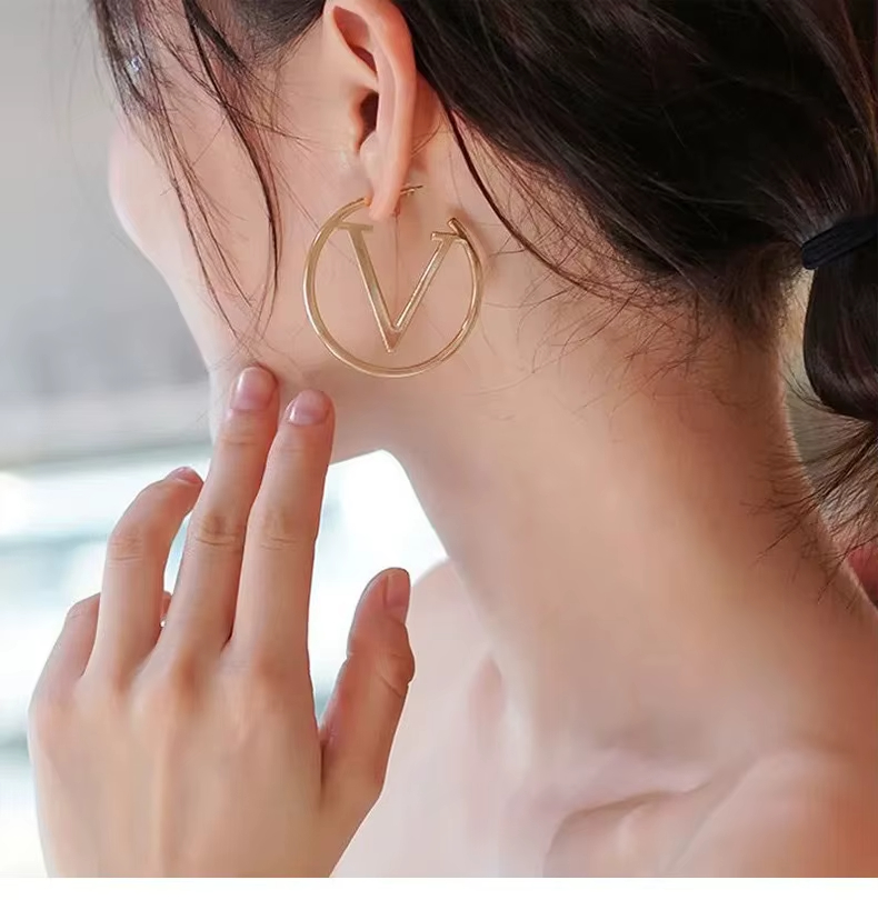 18k Gold Stainless Steel Luxury Jewelry Famous Brand Designer Inspired Hoop Earrings Designer Jewelry for Women