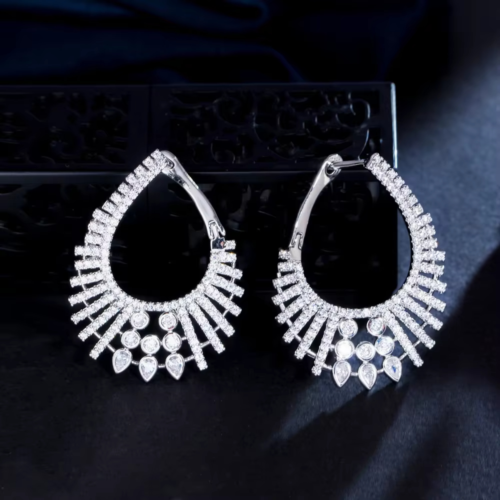 Best Selling Trendy Earrings Women Exquisite Versatile Euro American Style Fashionable Ear Ornaments For Date Office