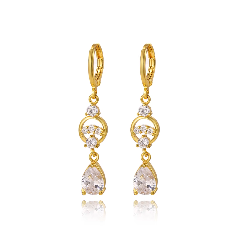 Classic Cute Design 925 Sterling Silver Pear Cut Zircon Drop Earings Jewelry Women Fashion Dangle Earrings