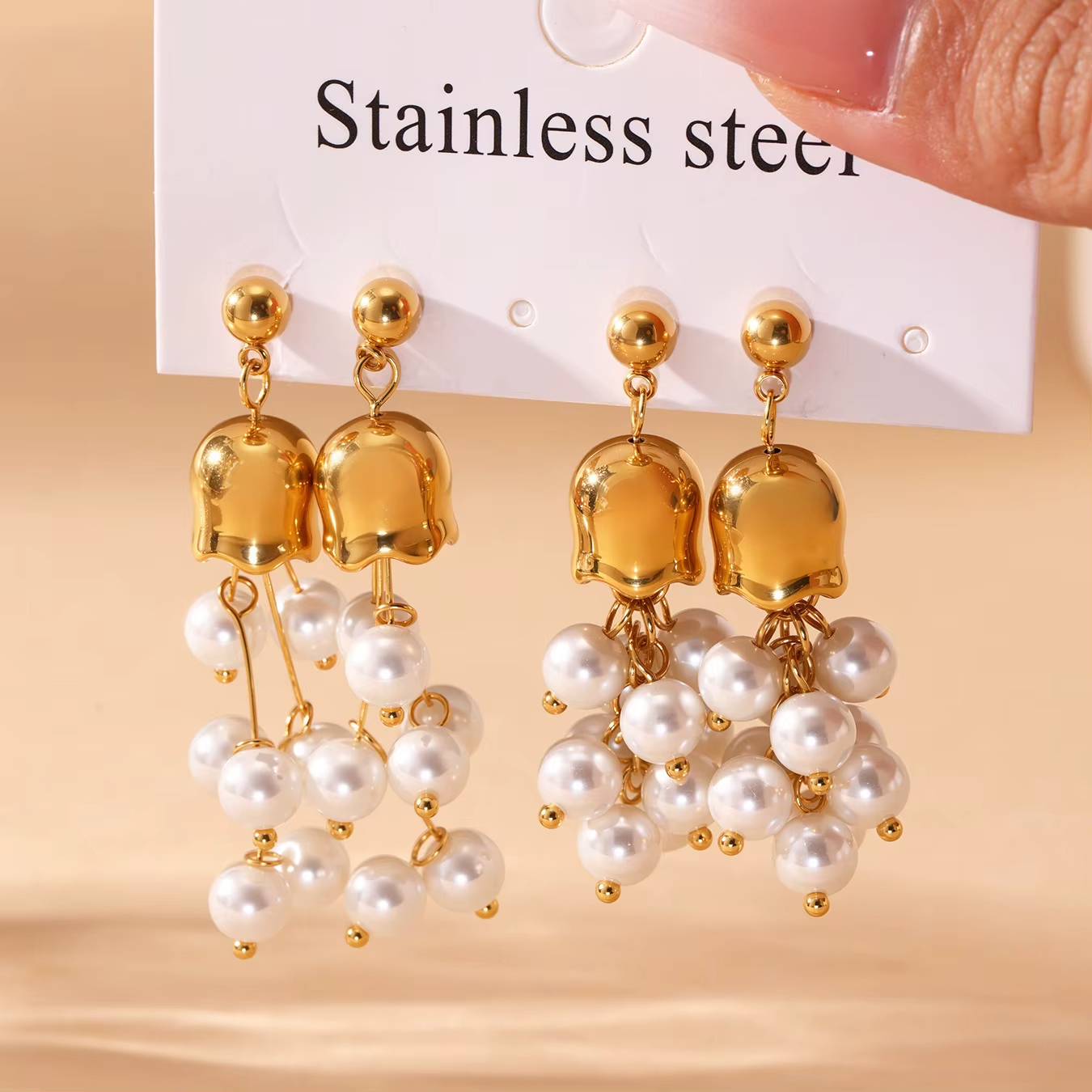 Classic Gold-Plated Drop Earrings Bezel Setting Bellflower Orchid Flower Elegant Fashion Accessory for Gift